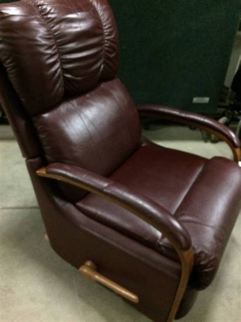 Wow Lazy Boy Burgundy Leather Rocker Recliner Great Condition