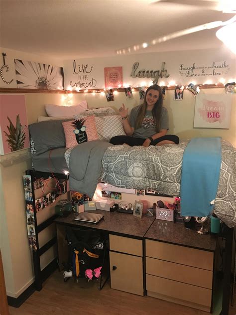 Decorating Dorm Rooms Dorm Room College Decor Girls Rooms Dorms Girl Chic Decorating Shabby Cute