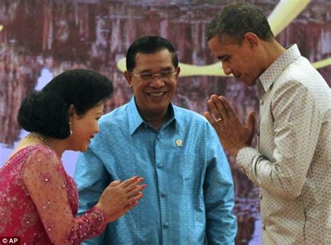 Did Cambodias First Lady Mock Obama With A Greeting Thats Meant For