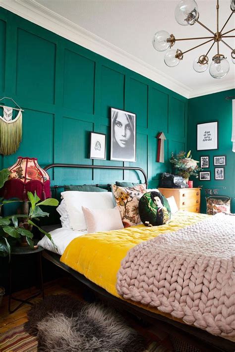 25 Soothing Green Bedroom Decor Ideas Shelterness
