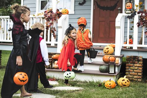 40 Fun Jack O’ Lantern Facts For Some Trick Or Treating Facts Bridage