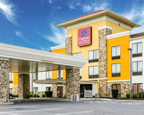 Comfort Suites Amish Country 21 Photos And 15 Reviews Hotels 2343