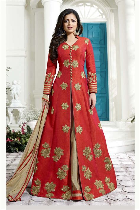 This Exclusive Lehenga Suit Is An Ultimate Party Wear Collection With