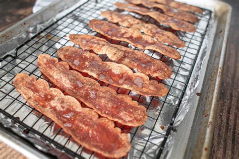 You can make this on the stove top or in the rice cooker. How to Cook Turkey Bacon in the Oven - Yellow Glass Dish