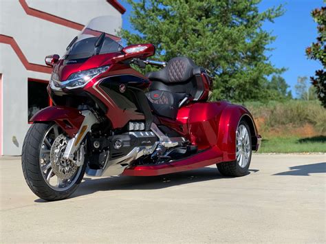 Toms New Goldwing Dct Trike Conversion — Unb Customs Trike And Custom Shop