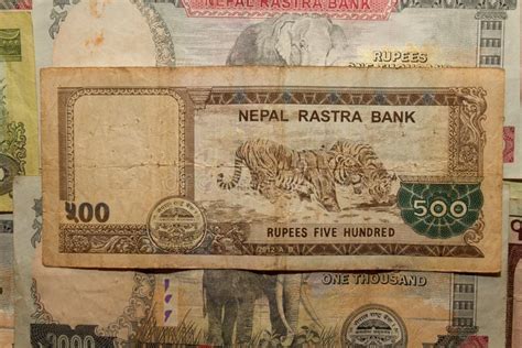 Biglietto Del Nepal Banconote Delle Denominazioni Differenti Fotografia Stock Immagine Di