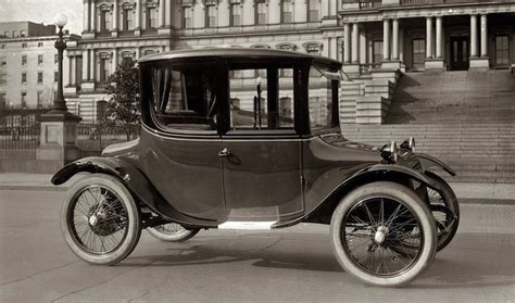 However, in 1906 they made over 800 which made them (at the time) the world's largest manufacturer of electrical cars. The electric car was more than niche vehicle early in 20th ...