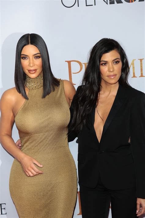 Photo Kim Kardashian Et Sa Soeur Kourtney Kardashian Lors De La
