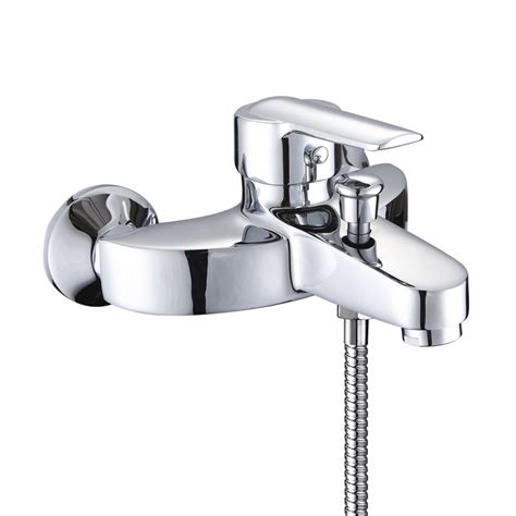 A centerset faucet has a traditional look, consisting of a single mechanism with a spout in the center and handles for hot and cold water on either side. China Wall-Mount Lavatory Single Handle Brass Chrome Bath ...