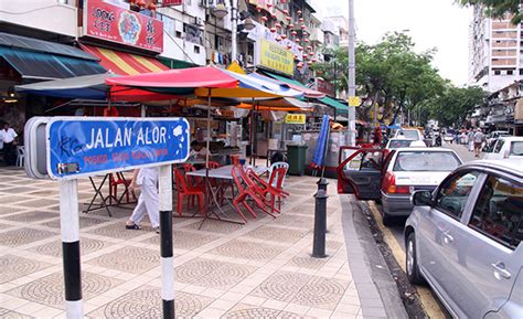 Chow kit market is recognised as one of malaysia's most infamous landmarks. Jalan Alor, eetstraat in Kuala Lumpur