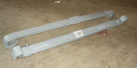 1980 1997 Ford F Series F250 Front Leaf Springs Stock Pair