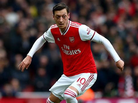 Mesut Ozils Arsenal Future In Further Doubt After Premier League Squad
