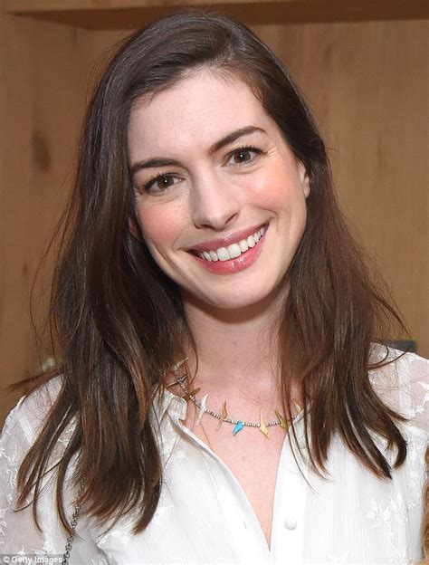 Anne Hathaway Is Natural Beauty In Broderie Anglaise Dress Daily Mail