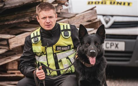 Classify Dog Handlers From Britain