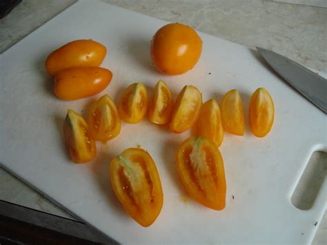 Orangeplumtomatoes3 Plum Tomatoes Really Orange In Color Flickr