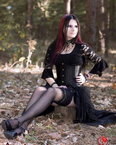 Hot Goth Girls Gothic Girls Gothic Dress Gothic Outfits Fashion