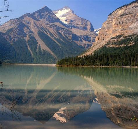Backpacking The Berg Lake Trail In Mount Robson Park