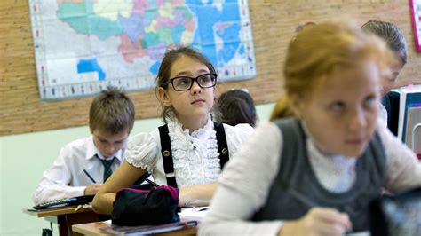 Teachers Told To Give Lessons On ‘anti Russian Sanctions The Moscow Times