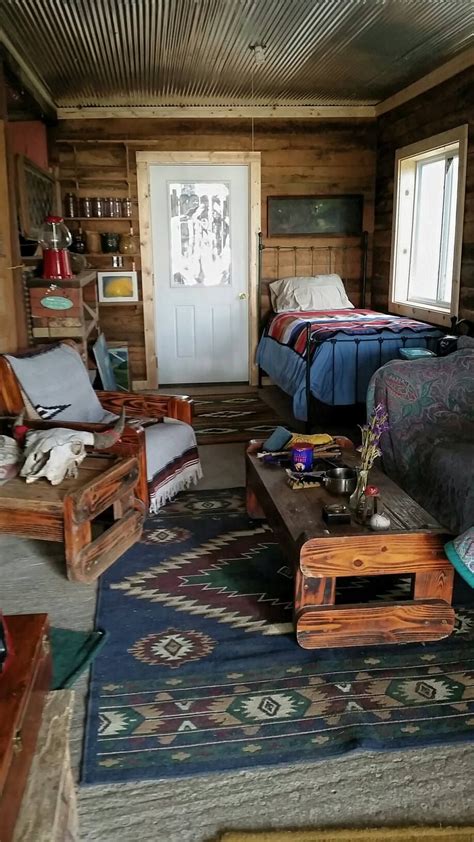 One Room Cabin Living Room With Twin Bed Old Oak Walls With Tin