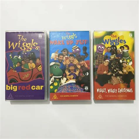 THE WIGGLES VHS Lot The Wiggles Wake Up Jeff Wiggly Wiggly Christmas