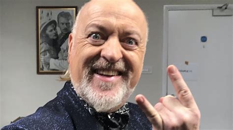 Bill Bailey Offers To Enter Eurovision 2022 After Uks Kerrang