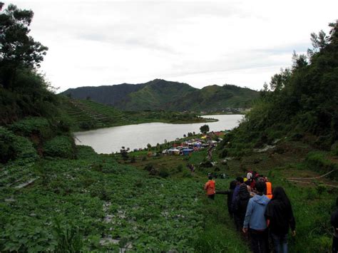 Kategori:berg i jawa tengah (sv); Cebong Lake, Sikunir, Dieng Plateau, Central Java ...
