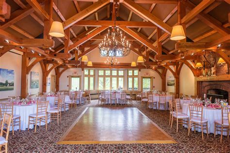 The first thing to think about when picking out a venue is the type of this elegant barn wedding venue provides a variety of ceremony and reception options. 22 Best Vermont Wedding Venues - Home, Family, Style and ...