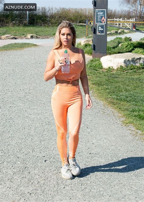 Bianca Gascoigne Seen Working Out At A Park In Gravesend Aznude
