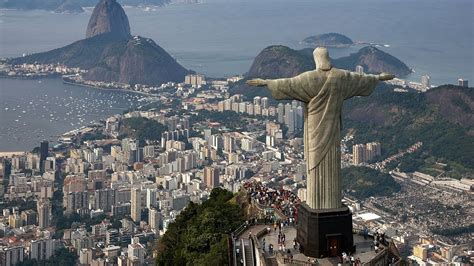 The World 5th Largest Statue Of Jesus Jesus Christ In Rio De Janeiro