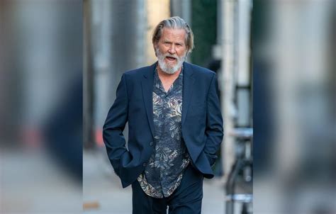 Jeff Bridges Spotted First Time After Revealing Cancer Is In Remission