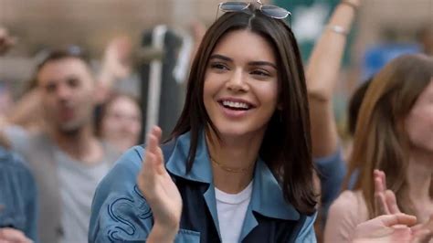Pepsi Pulls Controversial Commercial Apologizes To Kendall Jenner Following Social Media