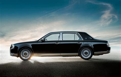 NEWS: Get ready to VIP because the third-generation Toyota Century goes ...