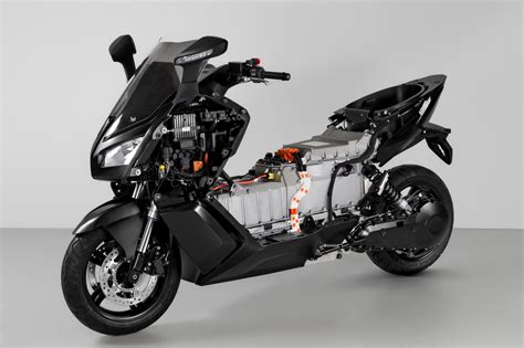 Bmw C Evolution Electric Scooter Is Smoking Hot Autoevolution