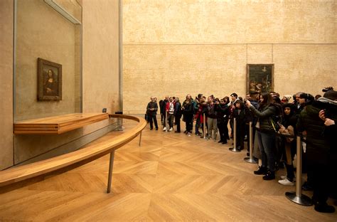 Louvre Museum Mona Lisa Room Seijishohei