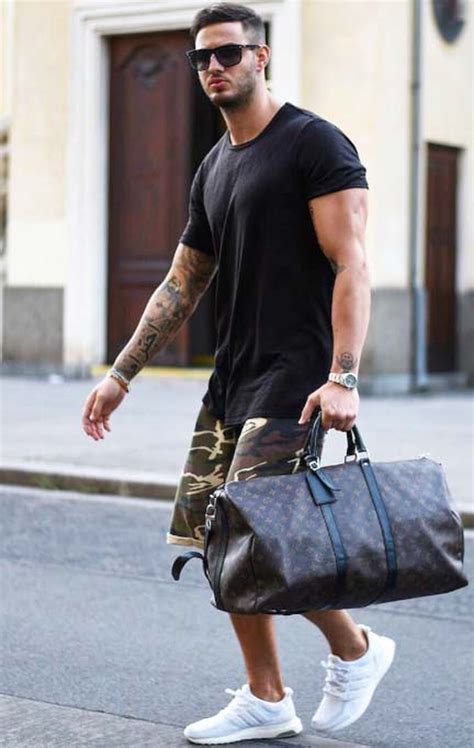 75 Best Mens Summer Casual Shorts Outfit That You Must Try