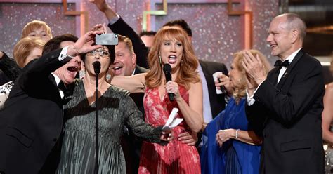 2014 Daytime Emmy Awards Winners And Highlights Cbs News