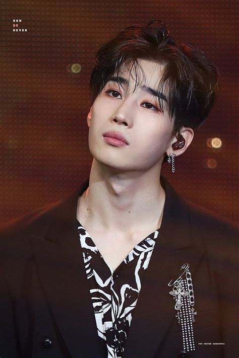 Han seungwoo (한승우) is currently an idol under play m entertainment. Han Seungwoo//Victon | Selebritas, Aktris, Aktor