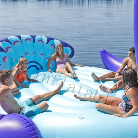 Extra Large Inflatable Water Pool Floats Inflatable 6 Person Peacocks