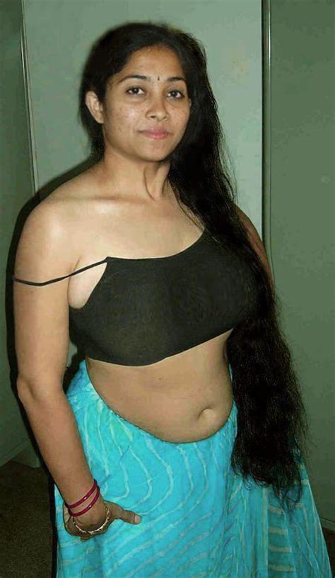 Indian Wife Stripping Her Blouse And Bra Saree Women Hd