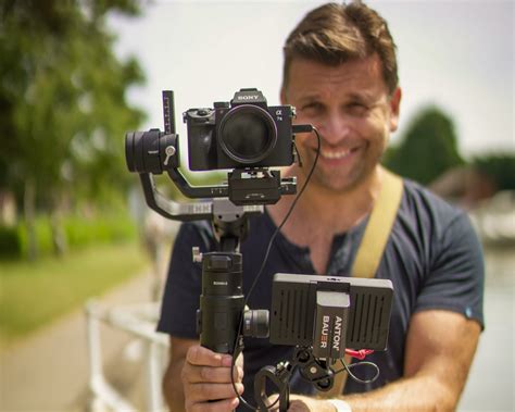 There's a difference of only several accessories, accompanied by a substantially more. Review of the DJI Ronin-S | Philip Bloom- Blog