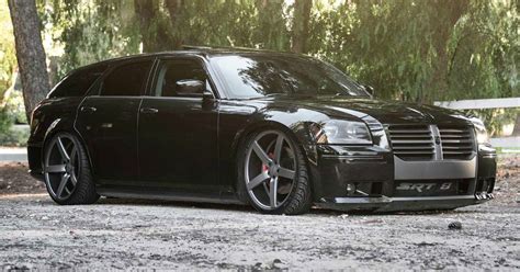 Heres Why The Dodge Magnum Srt8 Is A Forgettable Muscle Wagon