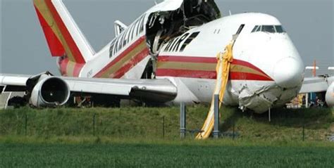 Crash Of A Boeing 747 209f In Brussels Bureau Of Aircraft Accidents