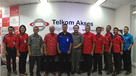 Pada tahun 1993 pt telkom mulai merambah teknologi nirkabel gsm, pada tahun 1994 pt satelit palapa indonesia operator jaringan gsm pertama di indonesia yang. PT Telkom Akses - Recruitment For IT WEB Developer, IT ...