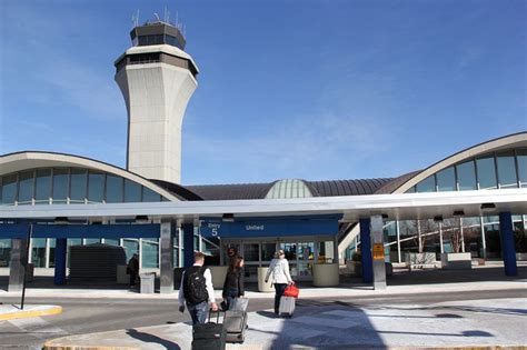 St Louis Lambert International Airport Guide