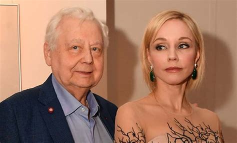 Марина зудина и константин хабенский в спектакле «утиная охота» марина зудина и михаил пореченков в спектакле «трамвай «желание» марина зудина и олег табаков в спектакле «чайка» Марина Зудина жалеет, что сделала аборт от Табакова