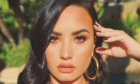 Demi Lovato Puts Her Envious Bikini Body On Display In These Selfies Amid Reports She Will Soon