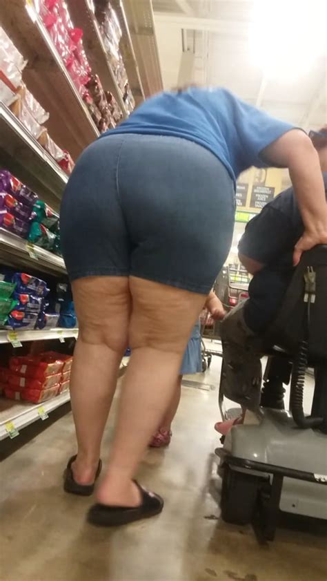 thick ass granny in jeans shorts cellulite anyone 42 pics xhamster