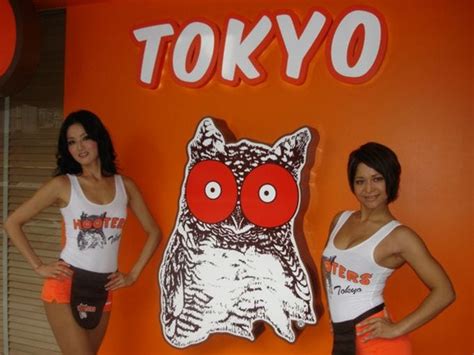 Photos The Past And Future Of Hooters
