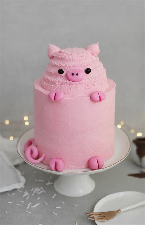 A heritage hog breed, the american guinea hog may be the best pig for your small homestead. Chocolate pig cake recipe | The Little Blog Of Vegan