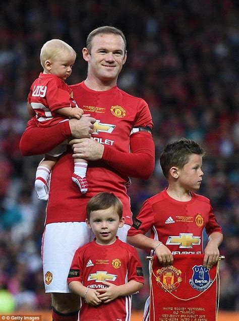 Wayne Rooney Shares Sweet Back To School Snap Of His Sons Wayne